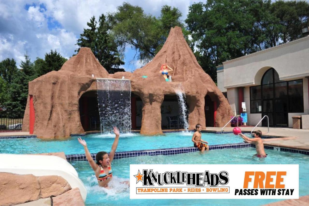 Atlantis Family Waterpark Hotel, Ascend Hotel Collection Lake Delton Extérieur photo