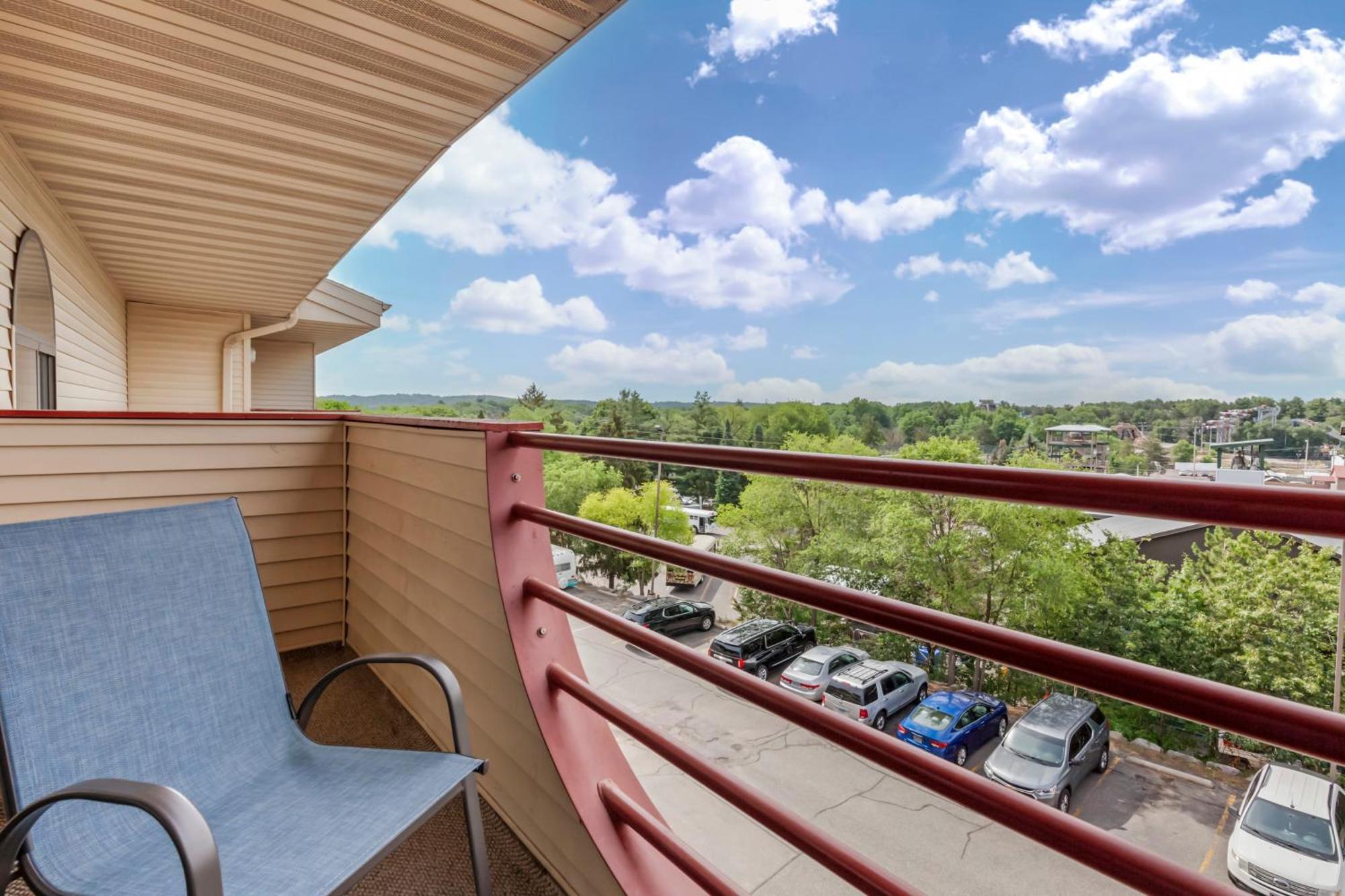 Atlantis Family Waterpark Hotel, Ascend Hotel Collection Lake Delton Extérieur photo