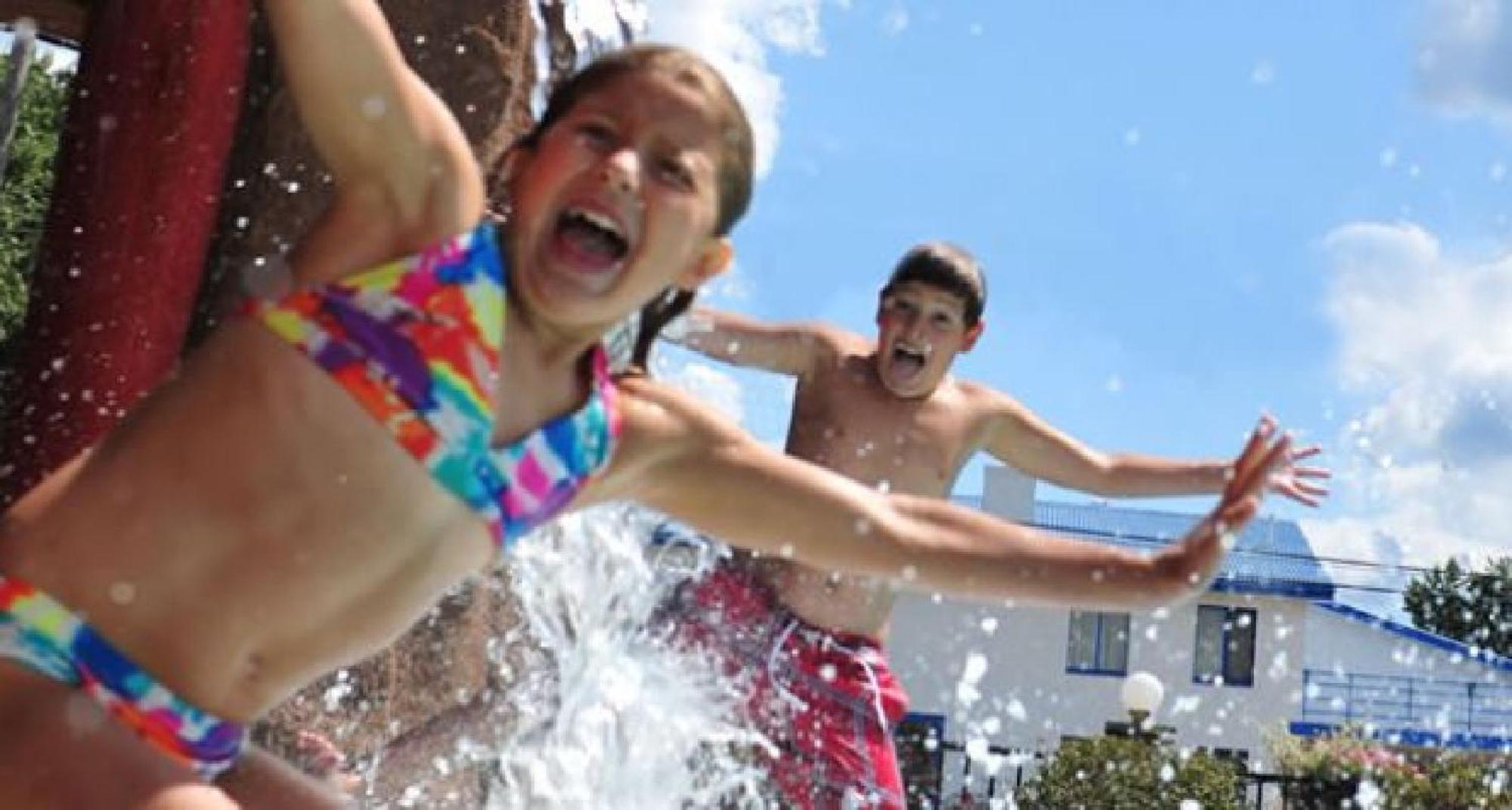 Atlantis Family Waterpark Hotel, Ascend Hotel Collection Lake Delton Extérieur photo