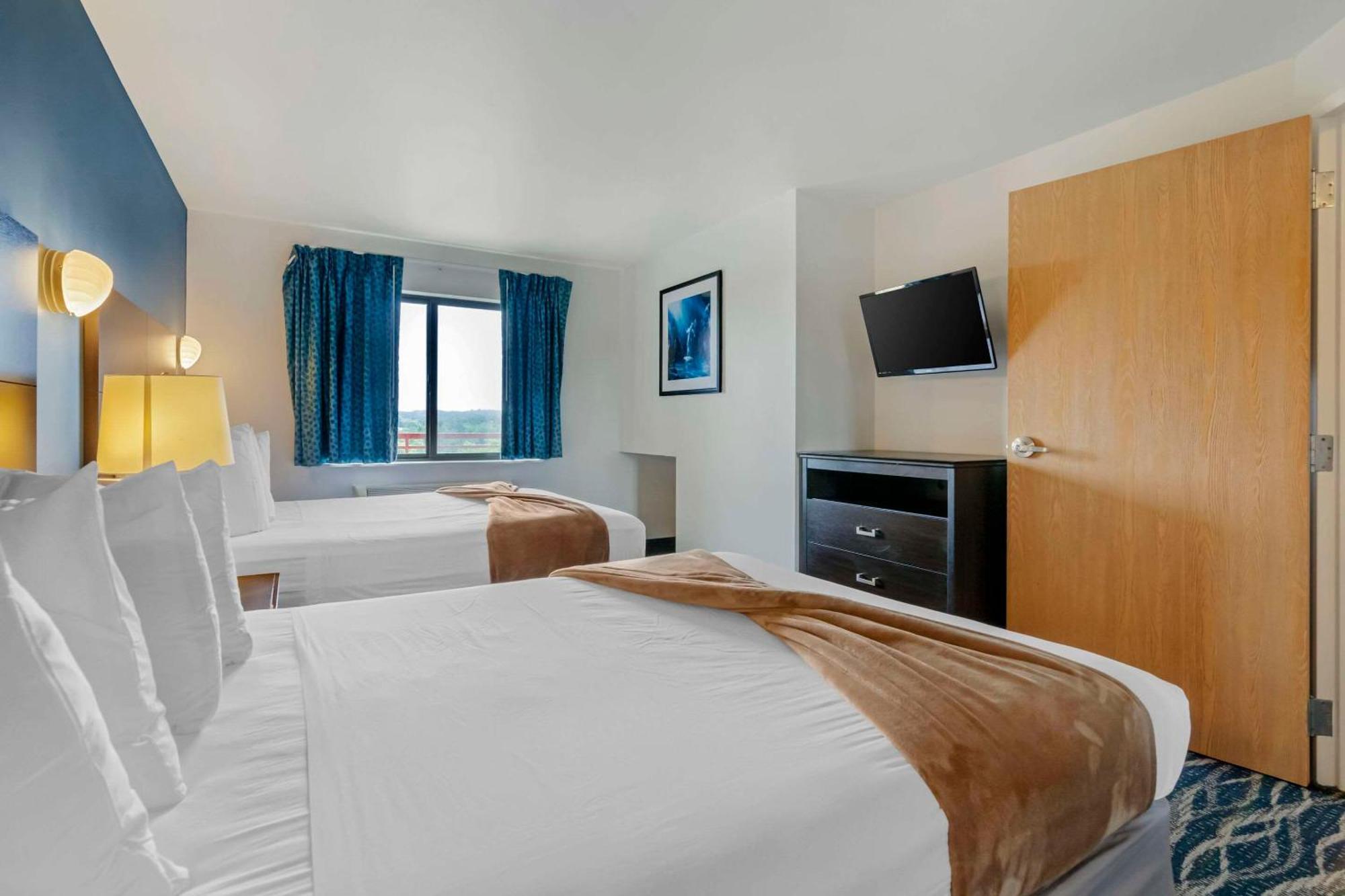 Atlantis Family Waterpark Hotel, Ascend Hotel Collection Lake Delton Extérieur photo
