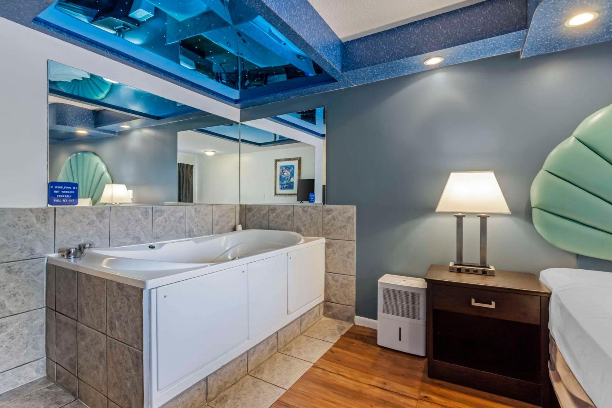 Atlantis Family Waterpark Hotel, Ascend Hotel Collection Lake Delton Extérieur photo